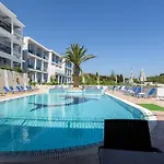 Christina Aparthotel 3*
