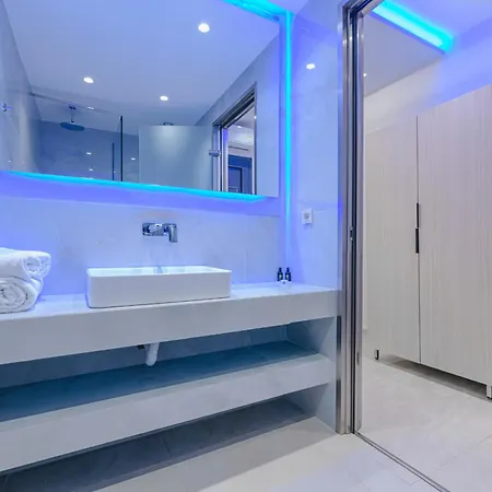 Апарт-отель Christina