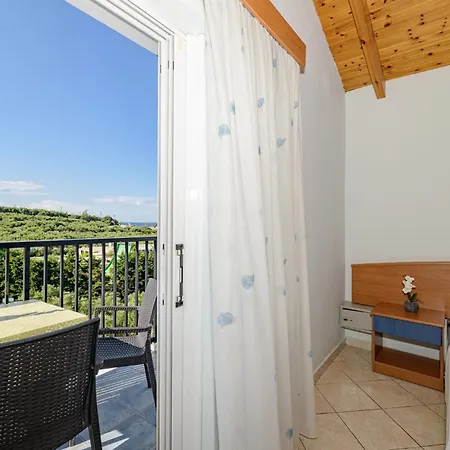 Christina Апарт-отель Циливи