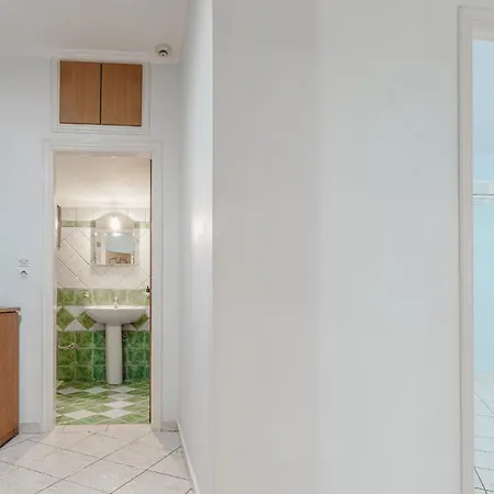 Апарт-отель Christina