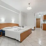 Apart-hotel Christina 3*